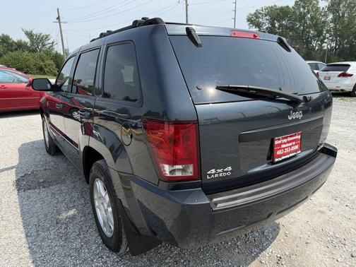 2007 Jeep Grand Cherokee Laredo