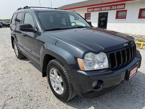 2007 Jeep Grand Cherokee Laredo