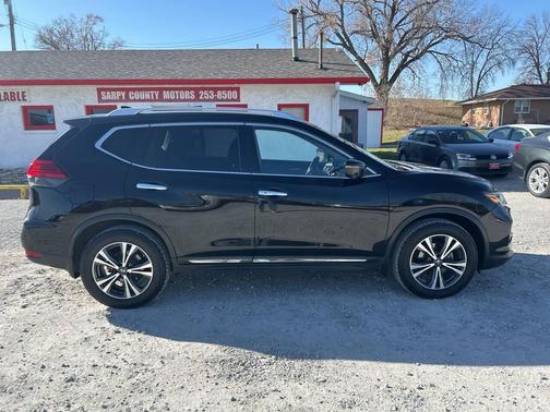 2017 Nissan Rogue SL