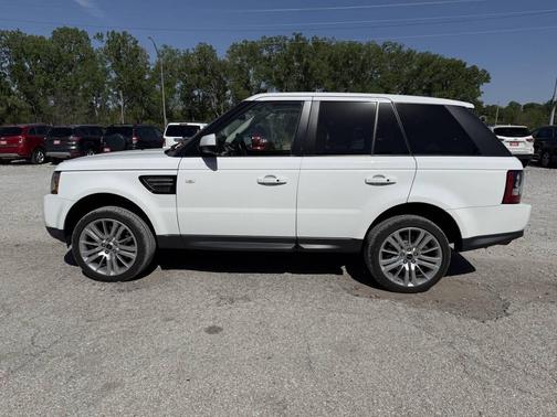 Off White 2012 Land Rover Range Rover Sport HSE