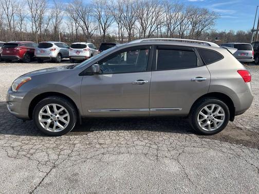 2011 Nissan Rogue SV