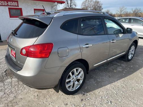 2011 Nissan Rogue SV