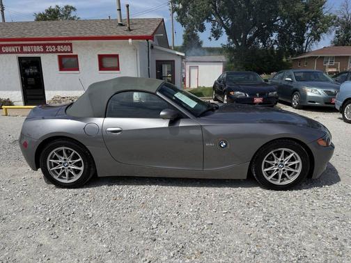 2003 BMW Z4 2.5i Roadster