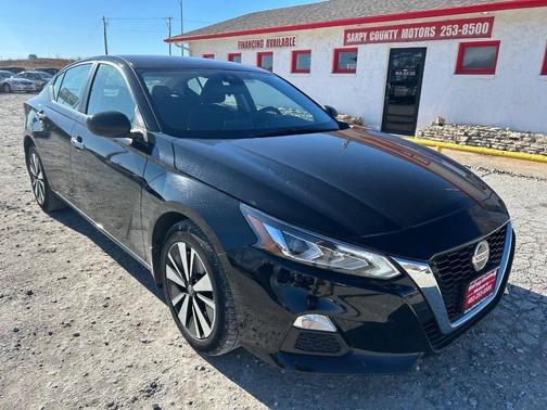 2022 Nissan Altima 2.5 SV