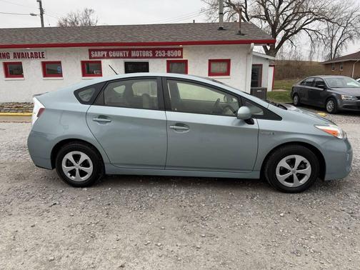 2012 Toyota Prius Two