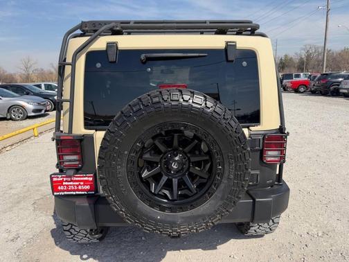 2012 Jeep Wrangler Unlimited Sahara