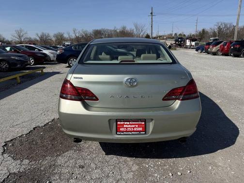 Silver Pine Mica 2008 Toyota Avalon XLS