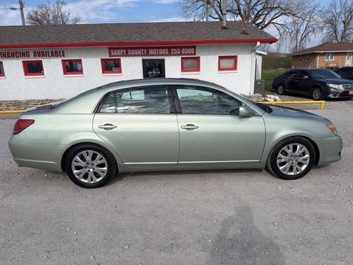 2008 Toyota Avalon XLS
