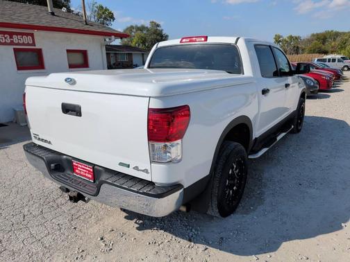 2011 Toyota Tundra Grade
