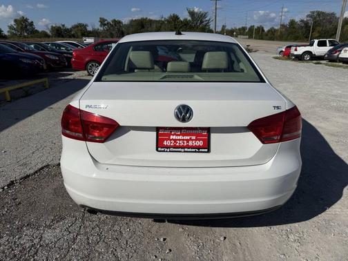 2015 Volkswagen Passat 1.8T Limited Edition