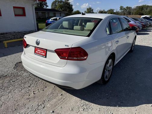 2015 Volkswagen Passat 1.8T Limited Edition