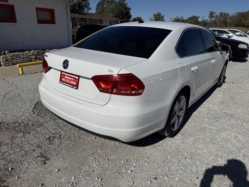 2015 Volkswagen Passat 1.8T Limited Edition