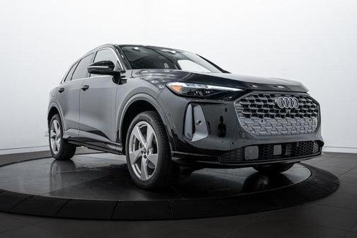 2025 Audi Q5 Premium Plus