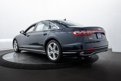 2025 Audi A8 L 55