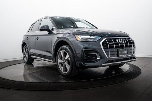 2023 Audi Q5 40 Premium Plus