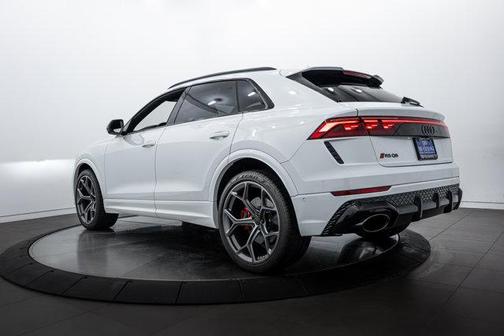 2026 Audi RS Q8 4.0T