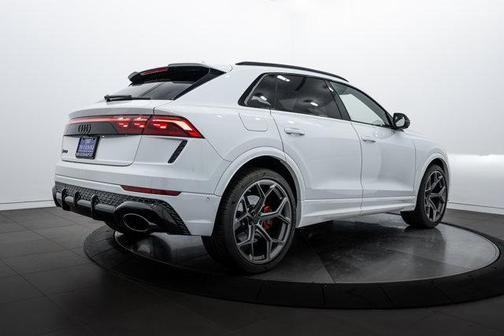 2026 Audi RS Q8 4.0T