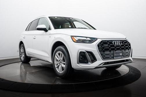 2023 Audi Q5 45 S line Premium