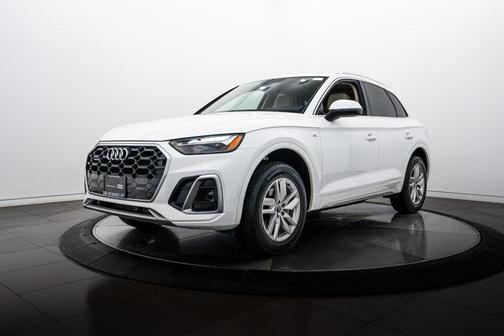2023 Audi Q5 45 S line Premium