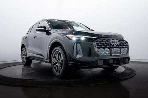 2025 Audi Q5 Premium Plus