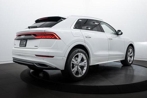 2023 Audi Q8 55 Premium Plus