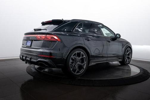 2026 Audi RS Q8 4.0T