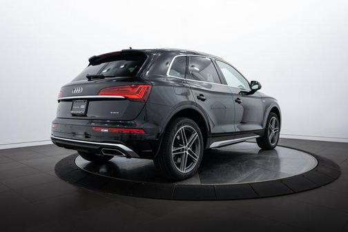2024 Audi Q5 e 55 S line Premium Plus