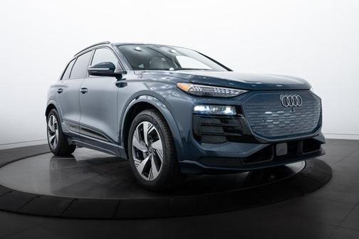 2025 Audi Q6 e-tron Prestige