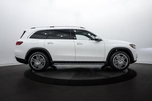 2024 Mercedes-Benz GLS 450 4MATIC