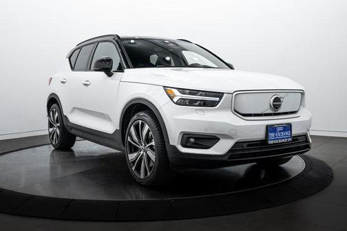 2021 Volvo XC40 Recharge Pure Electric P8