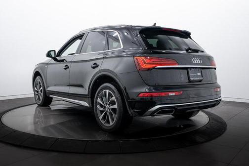 2023 Audi Q5 45 S line Premium Plus