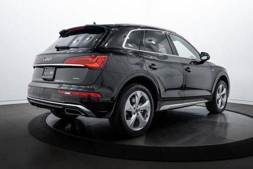 2025 Audi Q5 45 S line Premium Plus