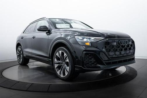 2025 Audi Q8 55 Premium Plus