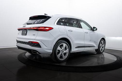 2025 Audi Q5 Prestige