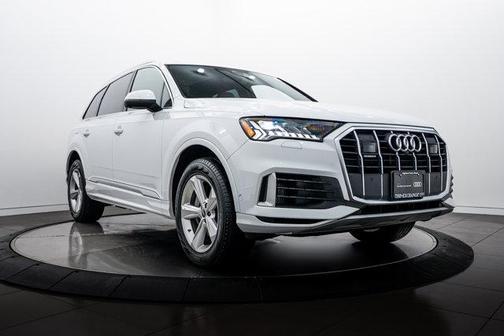2023 Audi Q7 55 Premium