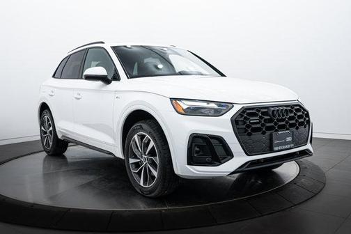 2024 Audi Q5 45 S line Premium