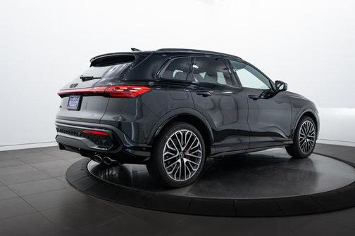 2025 Audi SQ5 3.0T Premium Plus