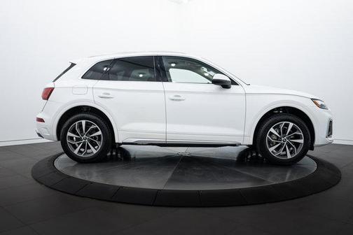 2022 Audi Q5 45 S line Premium