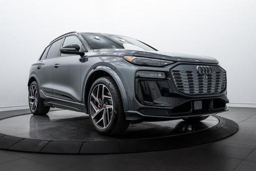 2025 Audi SQ6 e-tron Prestige