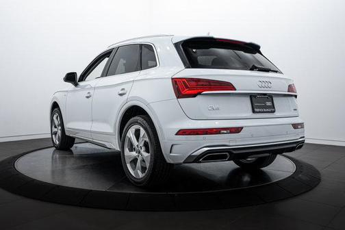 2025 Audi Q5 45 S line Premium Plus