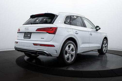 2025 Audi Q5 45 S line Premium Plus