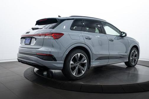2025 Audi Q4 e-tron Premium Plus