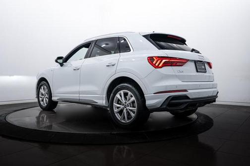 2025 Audi Q3 45 S line Premium Plus