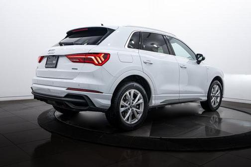 2025 Audi Q3 45 S line Premium Plus