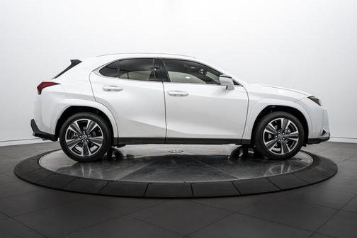2024 Lexus UX 250h Base