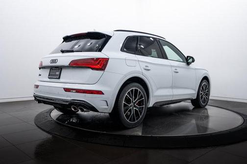 2024 Audi SQ5 3.0T Premium Plus