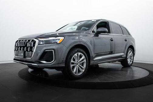 2025 Audi Q7 45 Premium Plus