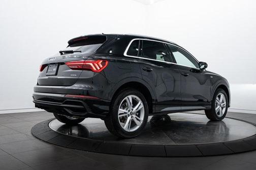 2024 Audi Q3 S line Premium