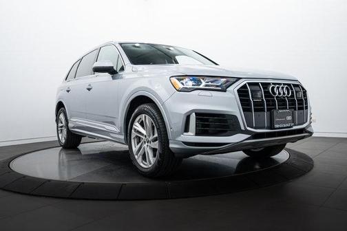 2022 Audi Q7 55 Premium Plus