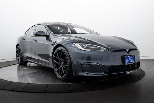 2022 Tesla Model S Plaid